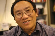 Poet Tran Dang Khoa awarded abroad