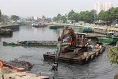 HCM City to eliminate 10 flood spots