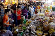 VN confectionery products hold their own against foreign rivals