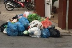 Trash piles up in Can Tho City