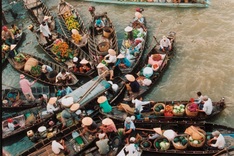 Vietnam’s colorful markets