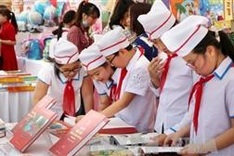 Cultural activities celebrate upcoming Hung Kings Temple Festival