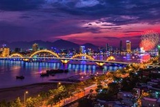 Umbrella installation to debut in Danang