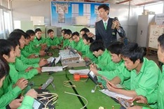 Australia helps Vietnam with vocational training