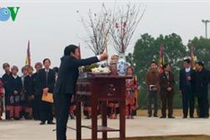 State leaders join Spring festivals