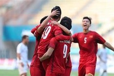 Vietnam defeat Nepal 2-0 to move on to the knock-out