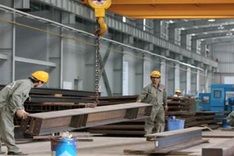 Businesses look for ways to give Tet bonuses