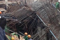 Officials suspended after scaffold collapse