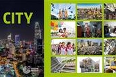 Bilingual book on HCM City released