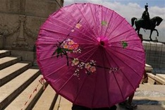 No nose-picking: China chides its 'unruly' tourists