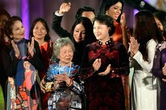 Impressive ao dais introduced at Hanoi festival