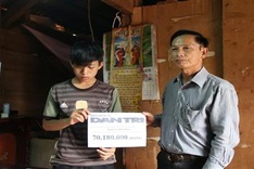 VND70m donated to terminally-ill mother