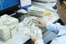 Banks refuse foreign currencies