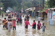 South Asia floods claim more than 750 lives