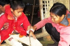 Desperate life of little girl with mental illness