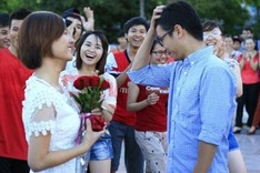 Vietnamese young people more creative in love proposal