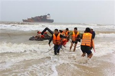 Five Malaysian crewmen rescued