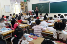 Government looks into excessive school fees