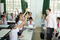 Efforts required to improve English training in primary schools