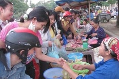 Minister admits living costs outstrip minimum wage