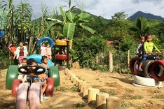 Hand-made toys for mountainous children in Nghe An