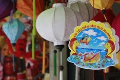 Sea-themed toys popular for Mid-Autumn Festival