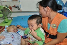 Couple powerless in face of children’s serious diseases