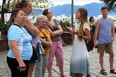 Illegal tours hit authentic tourism services in Khanh Hoa