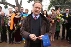 Foreigners and Vietnam’s traditional Tet holiday