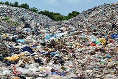 Phu Quoc suffers from rubbish crisis