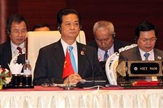 Remarks by PM Nguyen Tan Dung at the plenary meeting of Asean-24 summit