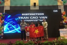 Vietnamese students win 2 top prizes at Int’l Robothon