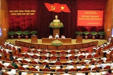 Party leader stresses importance of corruption fight