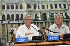 Waste treatment complex polluting HCM City air