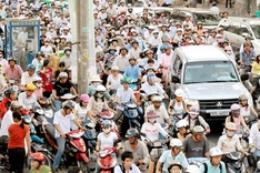 Effort to reduce motorbike fuel exhaust fumes