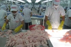 Overseas centres promote local goods