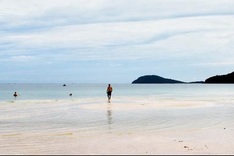 In bustling Vietnam, a rare and (still untrammeled) escape