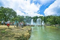 13 million foreigners spend holidays in Vietnam in 2017