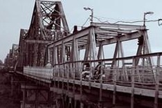 Exhibition on Long Bien Bridge