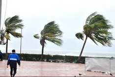 Typhoon Nari forces hundreds of thousands to evacuate