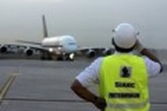 Singapore grounds superjumbos over engine woes