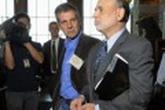 Analysis: Economic leaders fear policy paralysis