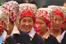 In photos: Dao ethnic girls charm in traditional costumes