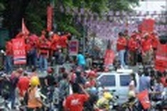 Deadly Thai violence forces business rethink