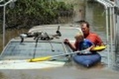 'Biblical' floods threaten thousands of Australian homes