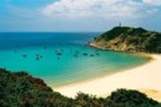 Phu Yen hosts international trade fair