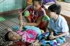 Vietnamese in US raise funds for AO victims