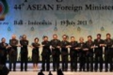China, ASEAN move on East Sea issue