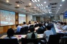 India helps Vietnam train IT human resources