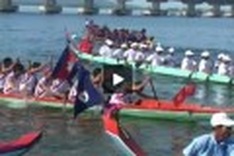 Three country boat race in SE Asia